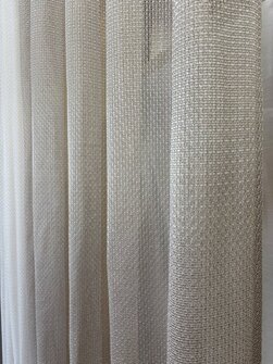 Aura Taupe 330cm