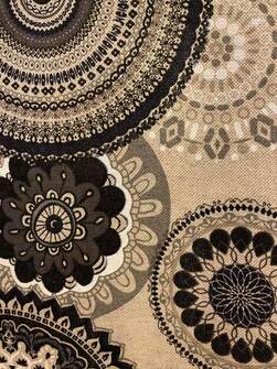 Mandala Harmaa
