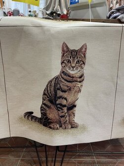 Istuva kissa Gobeliinikuva