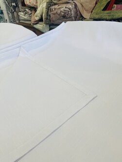 Pöytäliinakangas 320